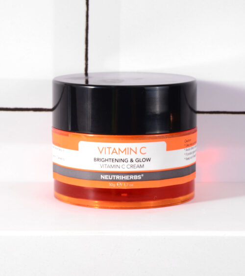Neutriherbs Vitamin C Brightening & Glow Boosting Cream 50 g